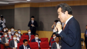 이낙연, 당권도전 앞두고 정치·산업 큰 그림 제시