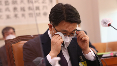 김진욱 “美 연수 중 육아휴직, 혜택 맞아… 송구하다”