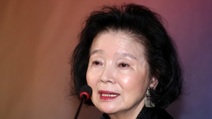 “알츠하이머 투병 윤정희, 프랑스서 방치“… 靑 국민청원서 의혹