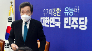 192일 만에 대표직 내려놓는 이낙연, 엇갈린 평가