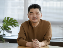 김범수 카카오 의장, 더기빙플레지 서약...재산절반 기부 공식화