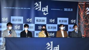 [쿠키포토] '마스크 착용한 배우들'