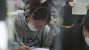 [쿠키포토] '마지막까지 집중'