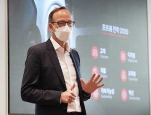폭발적 성장 포르쉐 