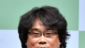 봉준호 감독 “오스카 수상, 한국영화 쾌거 아닌 윤여정 개인의 승리”