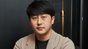 “‘아이들은 즐겁다’ 통해 ‘어른 됨’을 묻고 싶었다”