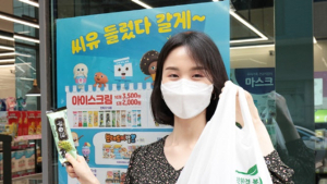 에어컨·아이스크림·수영장…유통가는 벌써 ‘여름 상품’ 정조준