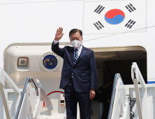 문 대통령, 워싱턴 도착 '방미 일정 시작'