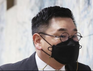 '탈세 혐의' 구본상 LIG그룹 회장···코로나 자가격리로 재판 불출석
