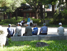 노인 단독가구 증가 80% 육박… 자녀와 동거 희망 비율 감소