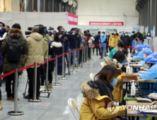 중국, 코로나19 백신 접종 8억회분 넘겨… ‘집단면역’ 가속