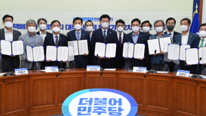 택배기사 분류작업, 연말까지만…하루 작업도 최대 12시간