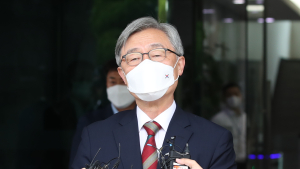 사퇴 입장 밝히는 최재형 감사원장