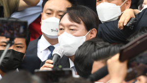 '출마 선언' 윤석열, 빼앗긴 주권 되찾겠다