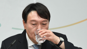 윤 대통령 비속어 발언 논란에 