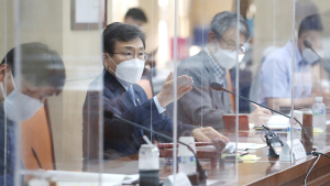 내년도 ‘기준 중위소득’ 결정 30일로 미뤄져