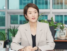 고민정 “코로나19 위기에 돌봄종사자도 위험수당 있어야”