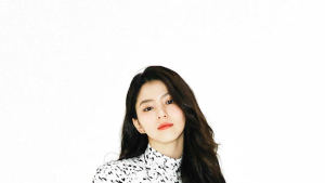 한소희 “당분간 휴식”… 건강 문제로 영화 ‘젠틀맨’ 하차