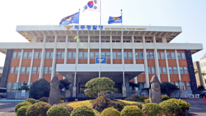 현직 경찰관이 음주 운전 중 주차 차량…'쾅' 