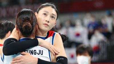 김연경과 마지막 춤을… 배구 대표팀의 꿈만 같던 시간 [올림픽 되감기①] 
