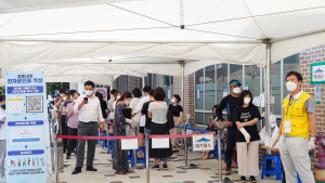 단계적 일상회복 전제조건 ‘보건의료인력 확충’