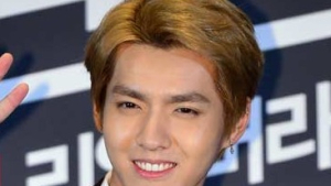 前 '엑소' 우이판, 성폭행 혐의 중국 검찰에 체포