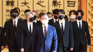 청와대 간 방탄소년단, 미래문화 특사 임명… “너무나 큰 영광”