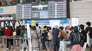해외 가는 날 다시 오나…‘위드 코로나’ 소식에 이커머스도 들썩
