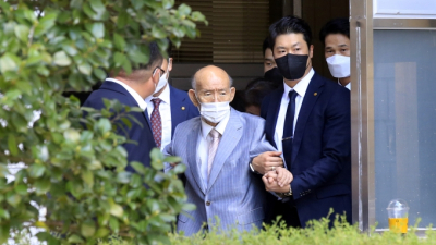 조문 번복하고 “애도” 썼다 지워…정치권 ‘고심’