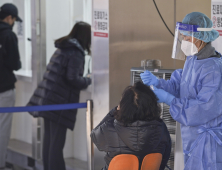 보건의료단체연합 “정부, 준비되지 않은 ‘위드코로나’ 실패 인정하고 멈춰라”