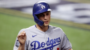 쏟아지는 MLB FA 계약…이유는 직장폐쇄?
