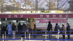 ‘오미크론’ 식당 내 전파 사례 2건 발생… “3밀 환경에서 공기전파 가능”