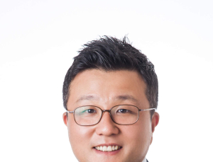 AK플라자, 대표이사로 고준 전무 선임