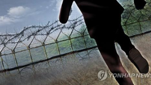 강원 동부전선 최전방 철책 통해 1명 월북… “생사확인은 아직”
