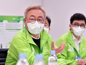 SK이노, CES서 ‘탄소 중립’ 실천 선언 [CES 2022] 