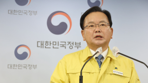 김 총리 “설 연휴, 고향 방문 자제해달라”