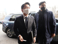 ‘安 단일화 철회’에… 국민의힘, 여전히 “정권교체” vs 與 “이준석 폐륜적 발언”