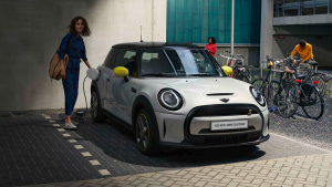 MINI, 브랜드 최초 순수전기차 ‘MINI 일렉트릭’ 출시