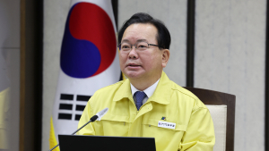 코로나19 확진된 김부겸 총리 “함께 잘 이겨냅시다”