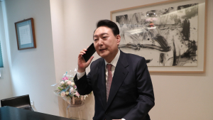윤석열, 美 바이든과 통화… 취임 후 백악관 방문 이뤄질 듯
