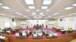 공주시의회, 제233회 임시회 폐회... 긴급 재난지원금 등 추경 9,560억원 확정