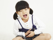설사․복통 호소하는 아이, 단순 배탈로 여기면 큰일