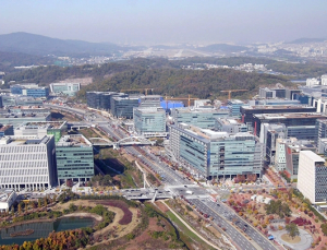 거리두기 해제 수순…게임사 재택근무 끝나나