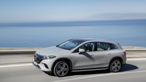 벤츠, 럭셔리 전기 SUV ‘더 뉴 EQS’ 세계 최초 공개…600km 주행 가능