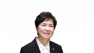 여군·기자 출신 오희숙 공주시의원, 지방선거 시의원  '무소속' 출마...개소식 생략,  “더 낮은 자세로 시민에 다가설 것” 