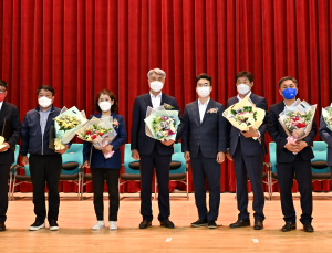 정선군수 및 광역·기초의원 당선인 당선증 교부