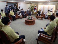 양승조 지사‧김태흠 당선인, 6.1 지방선거 이후 처음 만나 환담, 