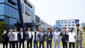 우범기 전주시장 당선인, 인수위 첫 현장행보 비나텍 방문  