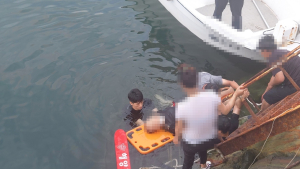 사천 팔포항 해상서 40대 추락...병원 긴급 이송