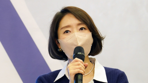 축사하는 강선우 의원